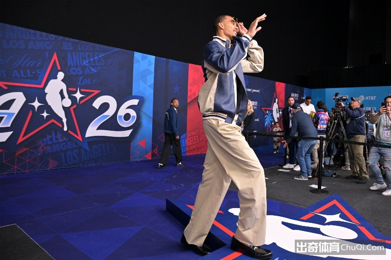 泰山队海港,霸主身份加,紧训练,体彩乐彩网,体育彩票,乐彩网,足球彩票,篮球彩票,官方网站